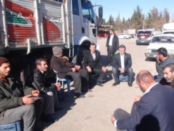 HÜDA PAR Kahta Adayı Esnafı Ziyaret Etti 
