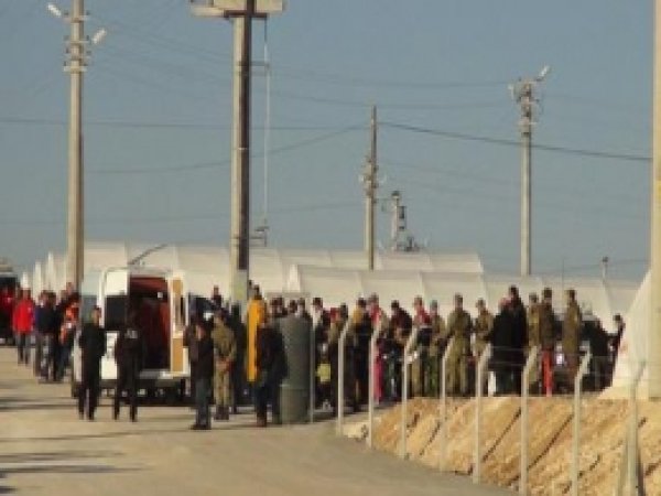 Nusaybin'deki Kampa İlk Suriyeli Grup Yerleştirildi 