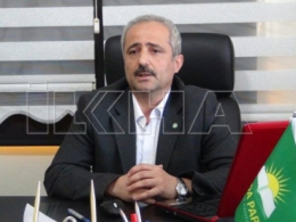 "Gazeteci Toplumun Gözü, Kulağı, Dili" 