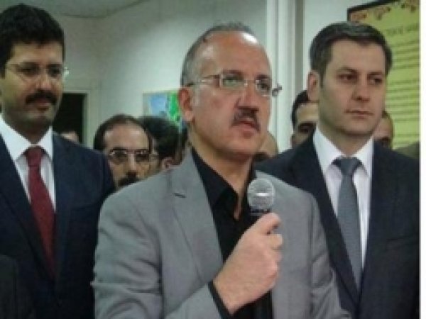 Bitlis Valisi Çalışan Gazeteciler Gününü Kutladı 