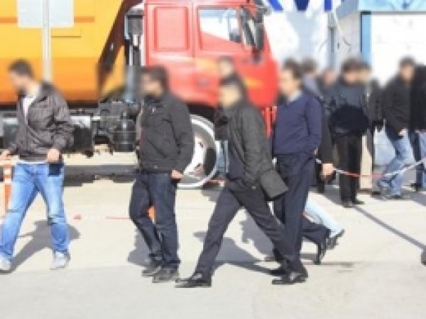 Rüşvet Zanlıları Sağlık Kontrolünden Geçti 