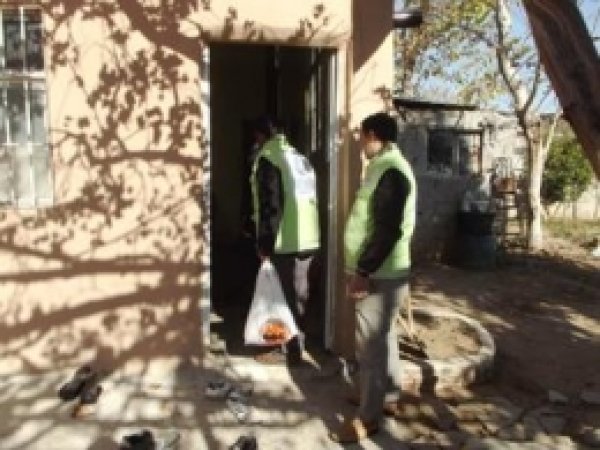Mustazaflar Cemiyeti Tarsus'ta 250 Aileye Yardımda  Bulundu 