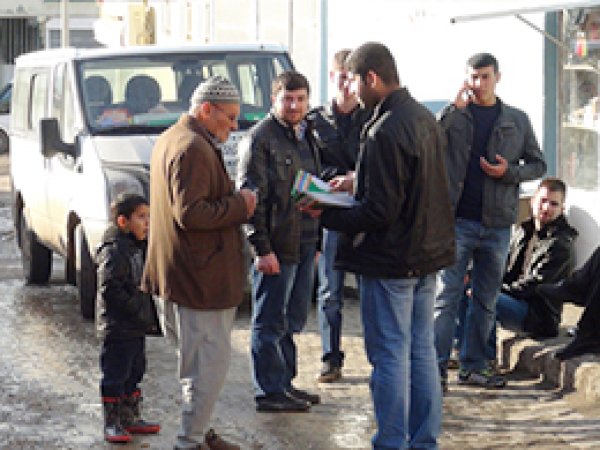 Çınar HÜDA PAR, Kapı Kapı Dolaşarak Programını Anlattı  