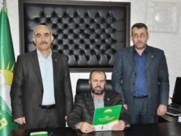 "Binler Can Sana Feda Ya Resulullah" 