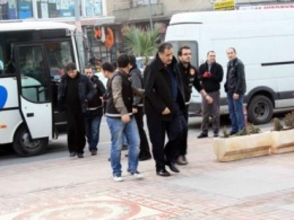 Rüşvet Operasyonu Zanlıları Adliyeye Sevk Edildi 