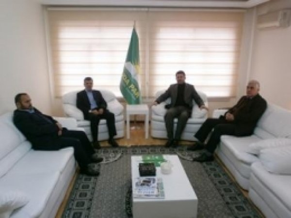 Büzütnawa İslam Partisi HÜDA PAR'ı Ziyaret Etti 