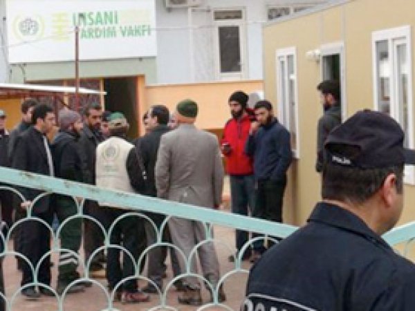 İHH Kilis Şubesi'ne Polis Baskını