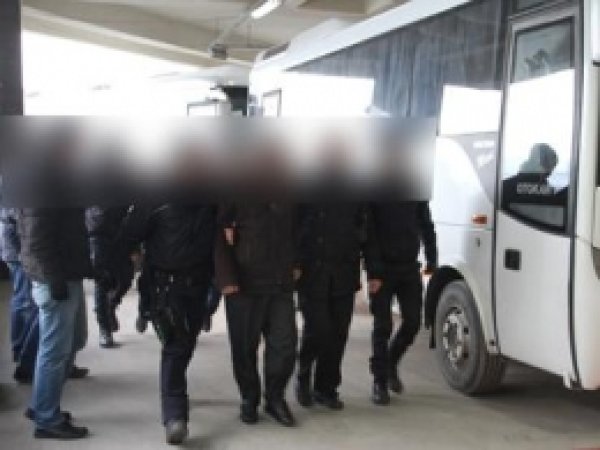 Van Merkezli Baskınlarda 4 Kişi Tutuklandı  