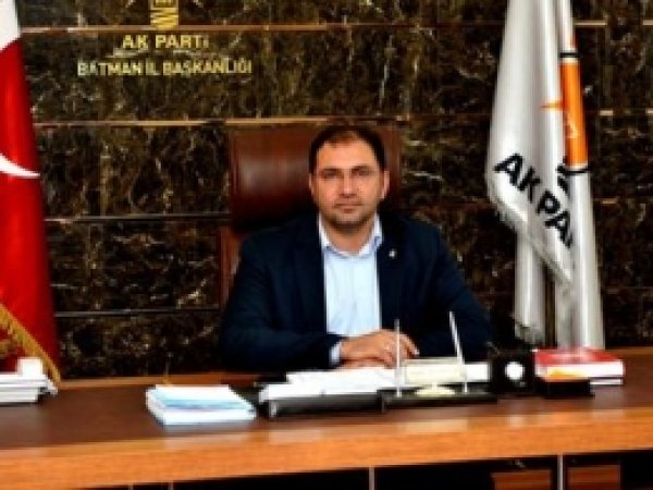 Eşcinsellik Paneline Bir Tepki De AK Parti'den 