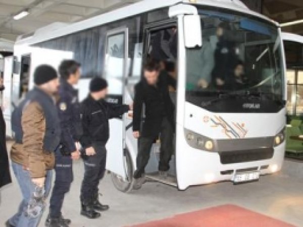 Van Merkezli Baskınlarda 4 Kişi Daha Tutuklandı 