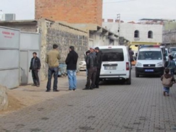 Siverek'te 14 Yaşındaki Genç İntihar Etti 