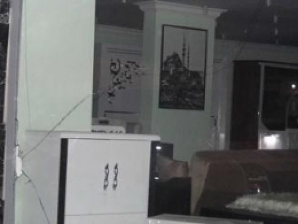 PKK/BDP'liler Bağlar'da İlim Der'e 2 Ses Bombası Attı 