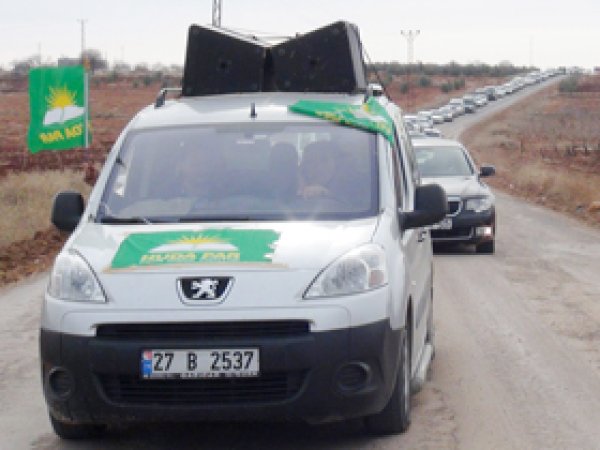 HÜDA PAR'dan Halfeti'ye Seçim Çıkarması
