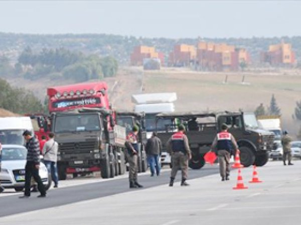 Silah Yüklü TIR'lar Yola Devam Etti!