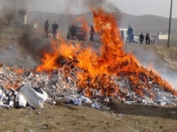 Bingöl'de Binlerce Karton Sigara İmha Edildi 