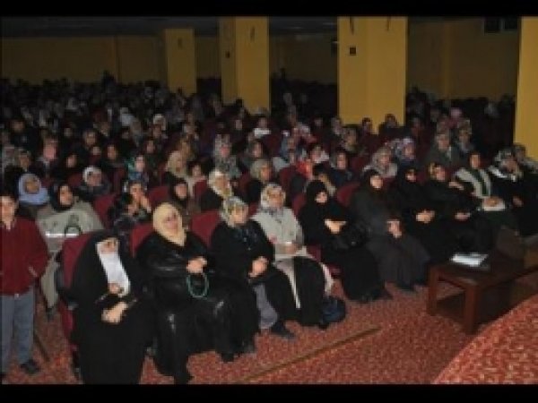İHH'dan, Bayanlara Yönelik Yetim Semineri 