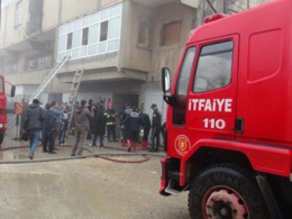 Gaziantep'te Fabrika Yangını Paniğe Neden Oldu