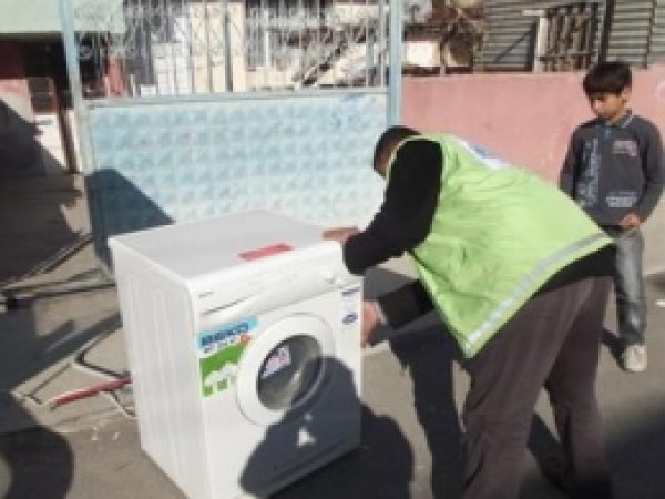 Muhtaçların Umut Kervanı Tarsus'ta Yardımda