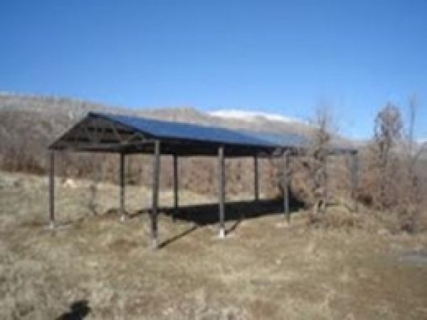 Hayvanları Sıcaktan Koruyacak 4 Sundurma Hazır 