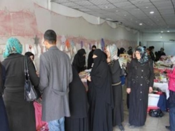 Mekteb-Der'den Fakir Öğrenciler Yararına Kermes 