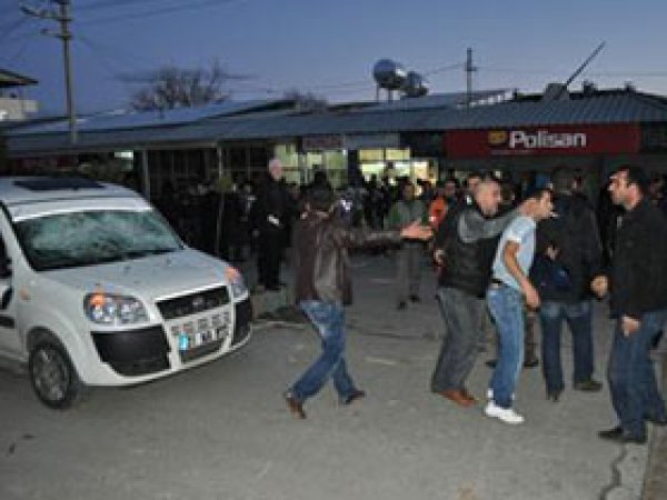 Vedat Turgut Saldırılarla İlgili Konuştu, Halk Toplanıyor