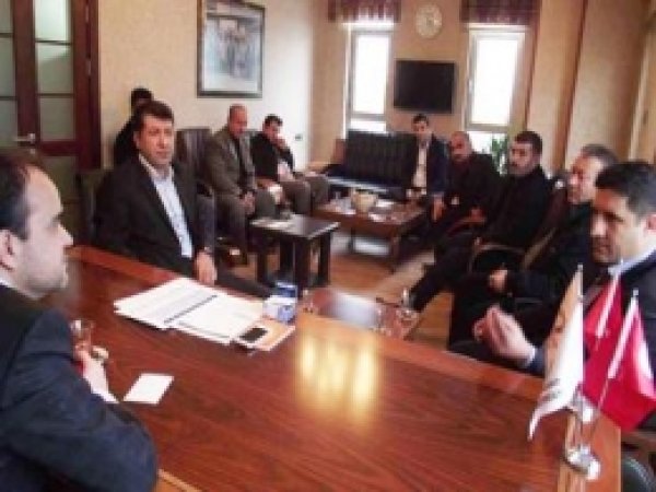 "Belediyecilik ve Siyaset Ayrı Şeylerdir" 
