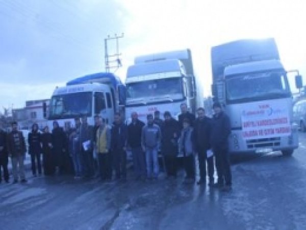 Van'dan Suriye'ye İyilik Eli Uzandı  