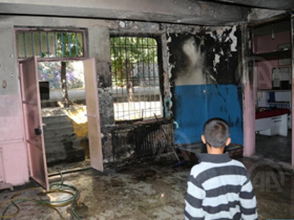 Yenişehir'de Okula Molotoflu Saldırı