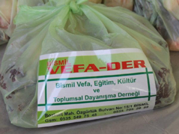 Vefa-Der Yüzlerce Aileye Kurban Eti Dağıttı 