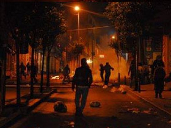 Çatak'ta PKK/ HDP'liler Terör Estirdi 