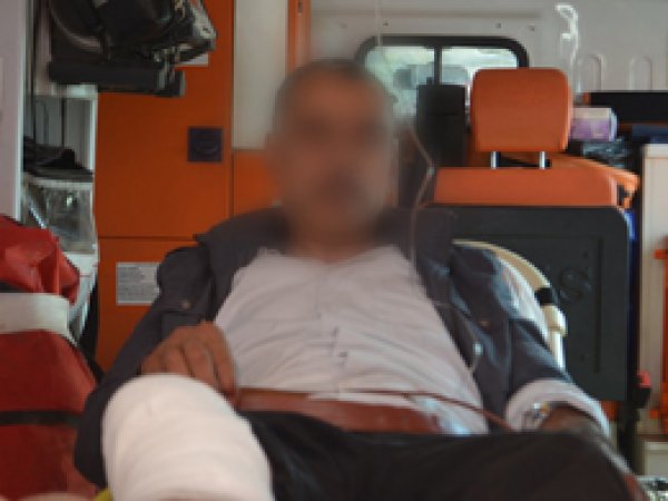 Kamyon Şoförünü Yaralayarak Aracını Yaktılar 