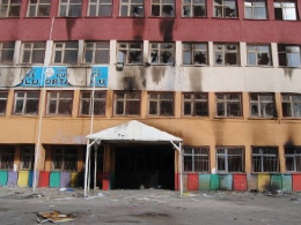 Yüksekova'da Okullar Tamamen Yok Edildi