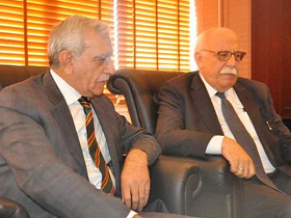 Bakan Avcı Mardin Büyükşehir'i Ziyaret Etti  