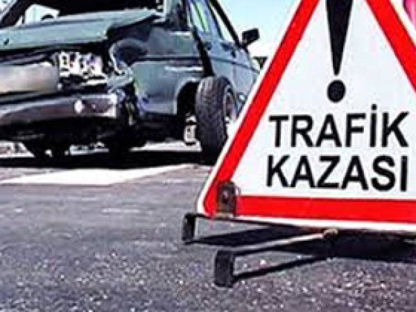 Bilecik'te İki Otomobil Çarpıştı: 5 Yaralı