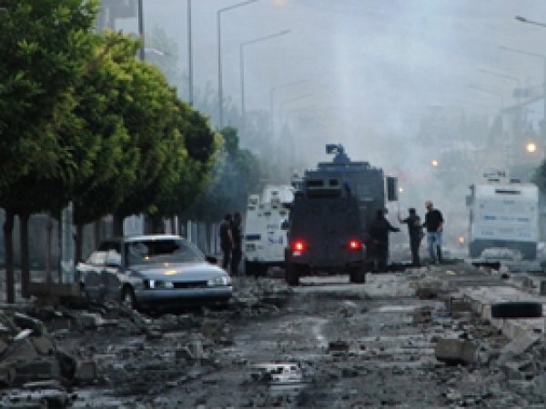 Adıyaman'da Provokatörlere Sert Tepki 