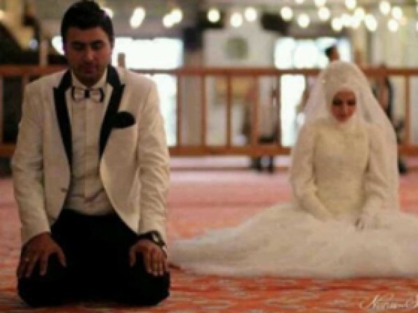 Camide Resmi Nikah Kıyılması Hazırlığı