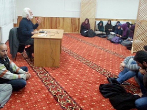 'Yaşadığımız Ülkede İslam Özgür Değil'