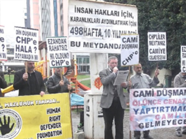 Kocaeli'de Cami Karşıtlarına Sert Tepki