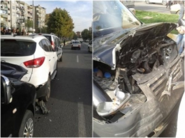 Diyarbakır'da Maddi Hasarlı Trafik Kazası 