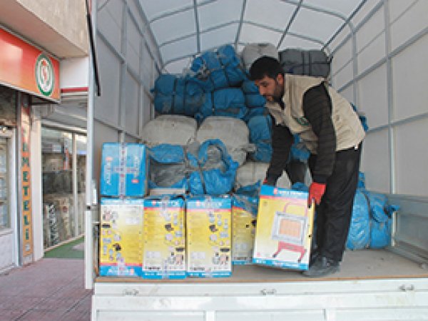 Rahmet Eli Batman'a Uzandı 