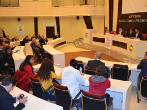 Kayseri  KMM'de Çözüm Süreci  Konuşuldu 