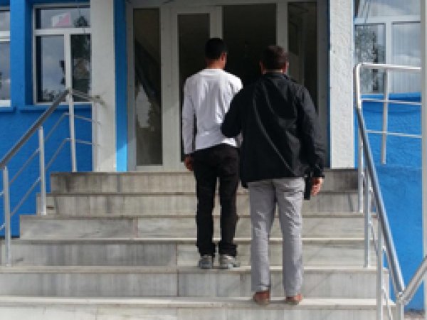 Ağrı ve Hakkari'de 2 PKK'lı Teslim Oldu