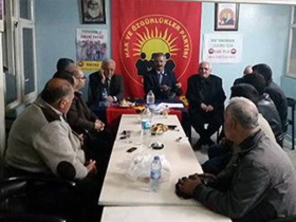 'PYD Diğer Kürt Yapıları Dışlıyor'