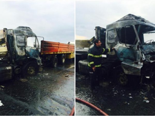 Mardin'de Zincirleme Kaza: 2 TIR Yandı 