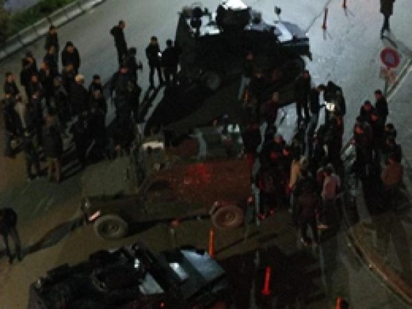 PKK/HDP'liler 12 Afganı Sorgulayıp Tartakladı