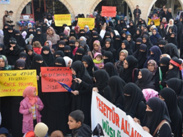 Esmer: İslam'dan Uzaklaştıramayacaksınız