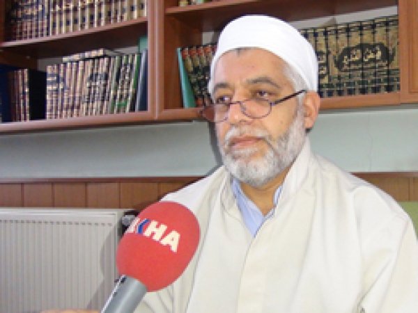 'Çarşaf Özgürlüğün Sembolüdür'