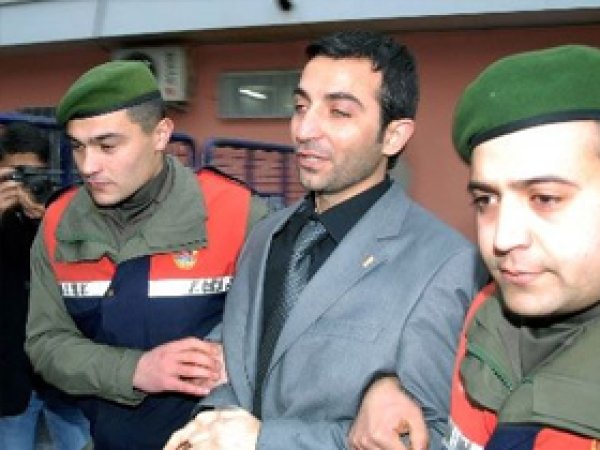 'Paralel Yapı' İtirafçıyı Hizbullah'la Aldatmış
