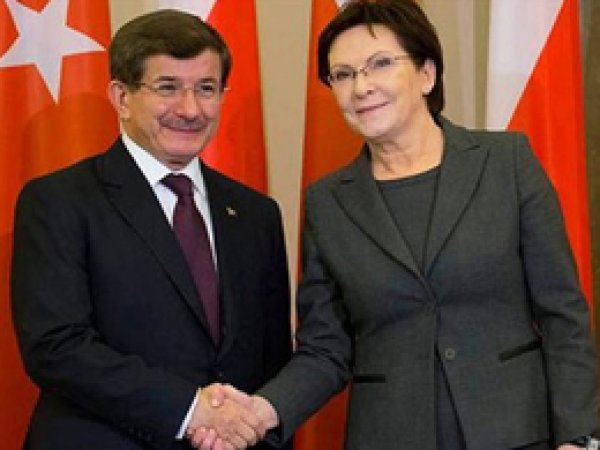 Polonya ile Vizeler Kaldırılıyor