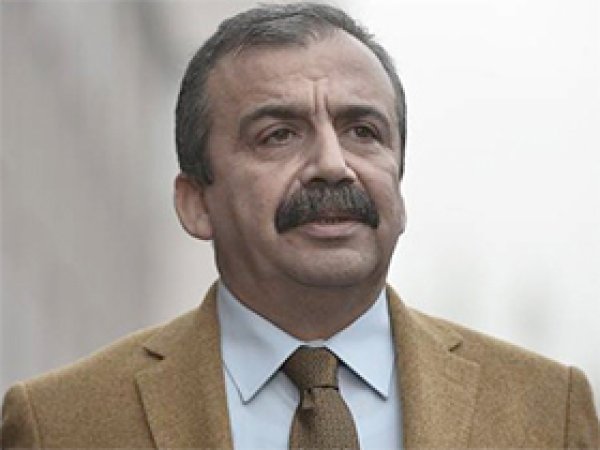 HDP'li Önder: Davutoğlu'nu Uyarayım